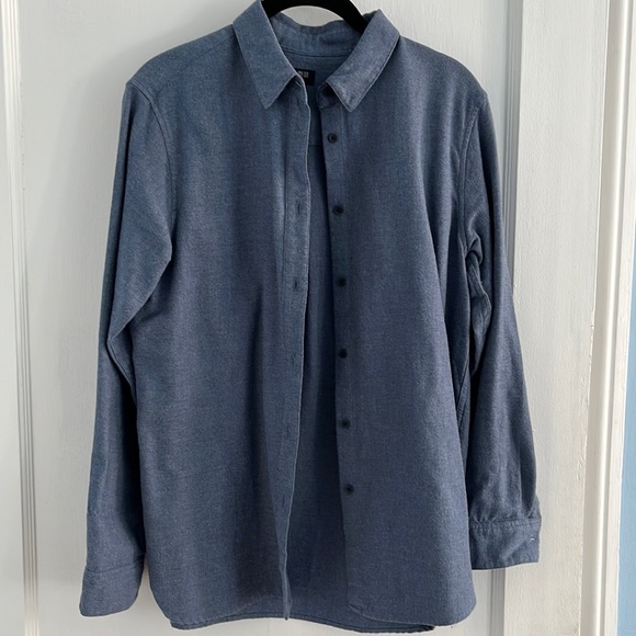 Uniqlo flannel shirt - cozy! - Picture 1 of 6